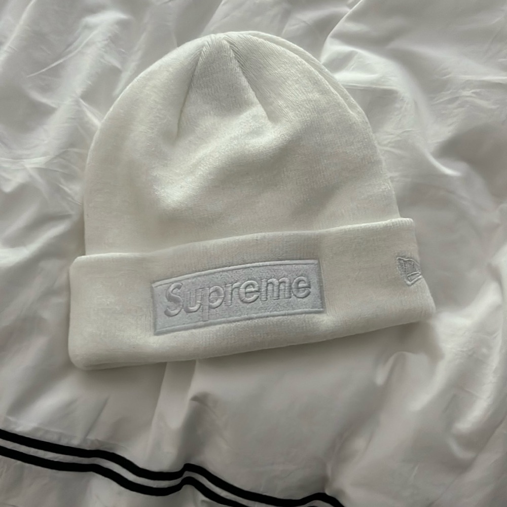 Supreme beanie, color, white brand new men’s